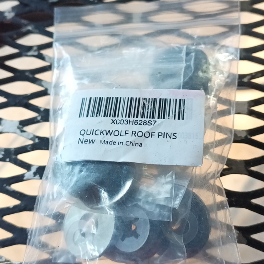 Quickwolf roof pins brand new never been opened
